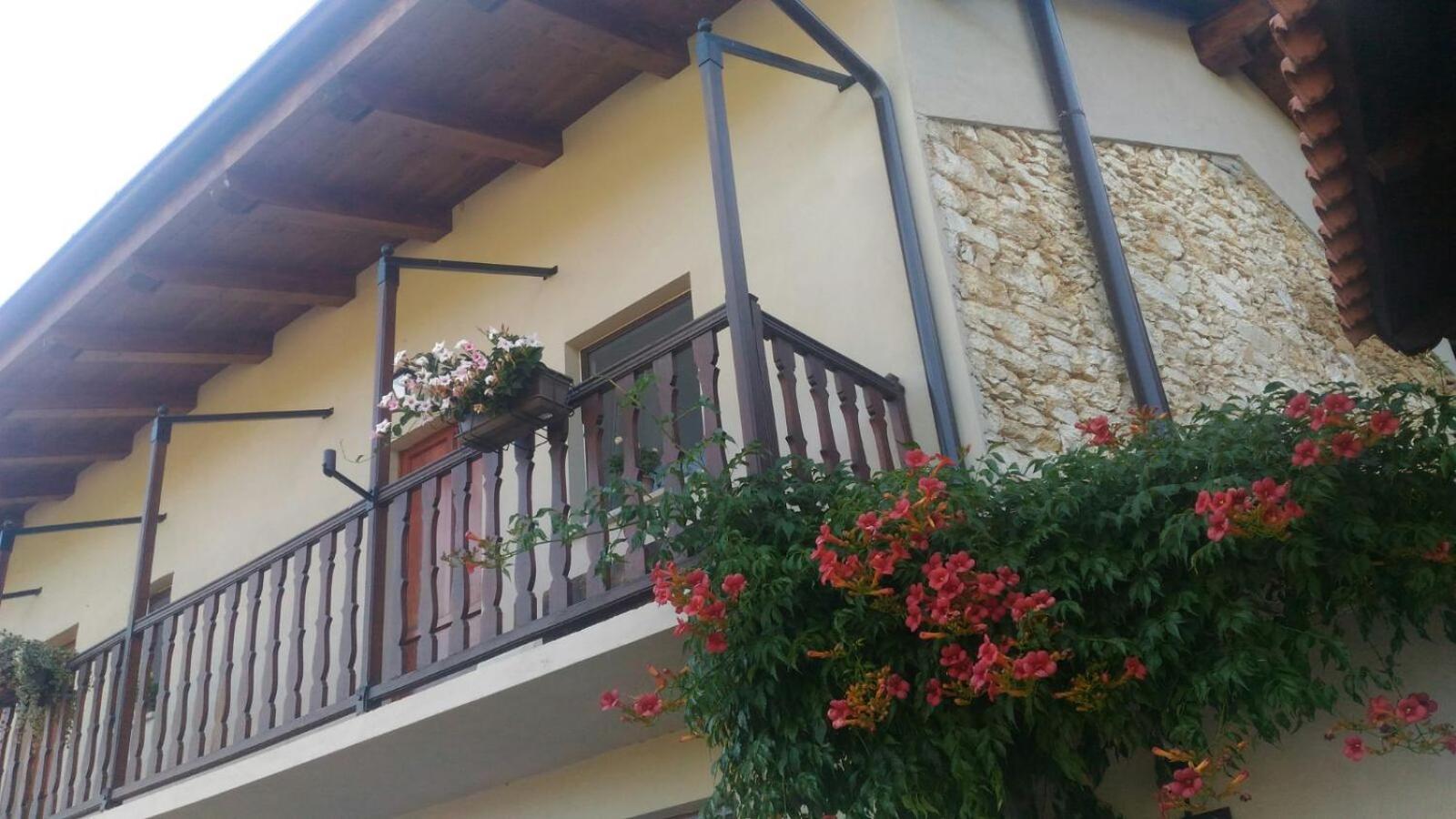 Guest House Al Devesio Rifreddo Екстериор снимка